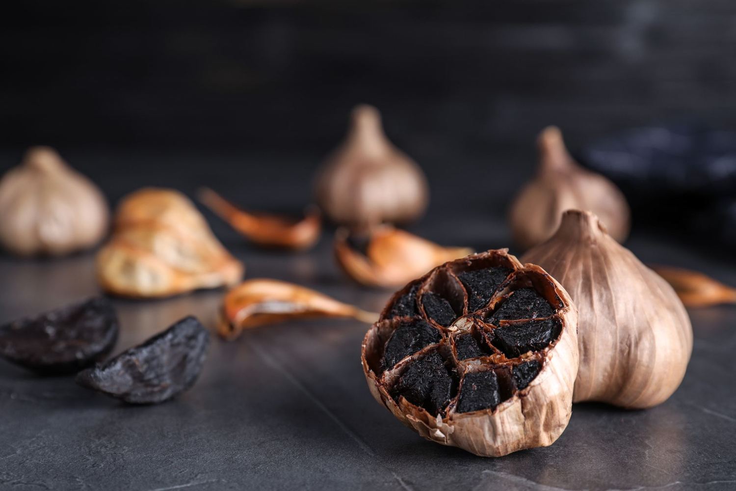 Immunsystem und schwarzer Knoblauch